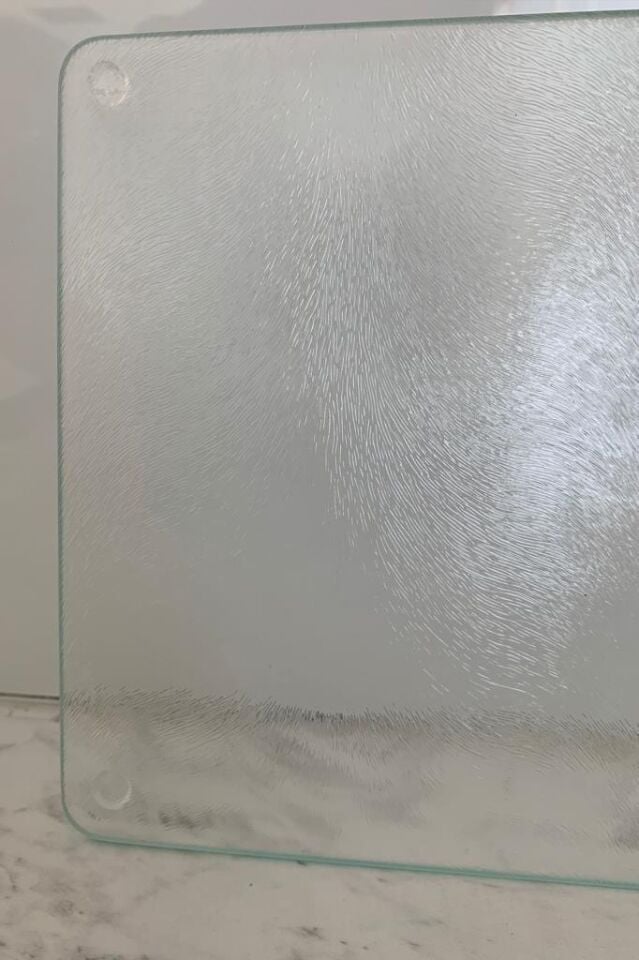 20x30cm - Çinçila - Cam Kesme Tahtası