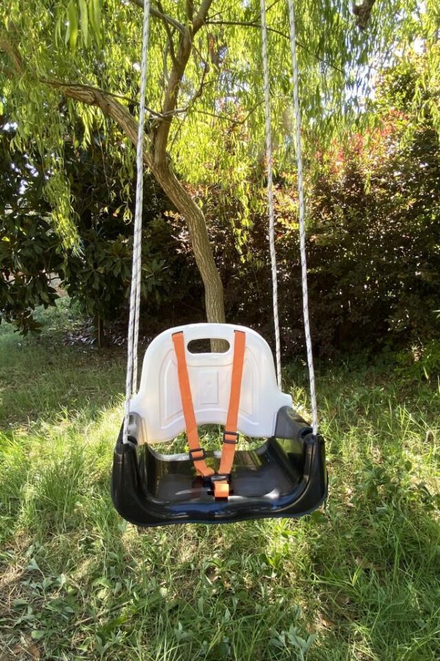 Siyah-Beyaz, Emniyet Kemerli Çocuk ve Bebek Salıncağı – Bahçe & Balkon İçin Güvenli Salıncak