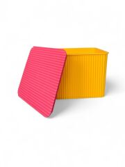 Sarı - Pembe, Kare Tırtıklı Plastik Temizlik Kovası – Saplı, Taşınabilir, Oyuncak Kovası, Saksı 11 Litre