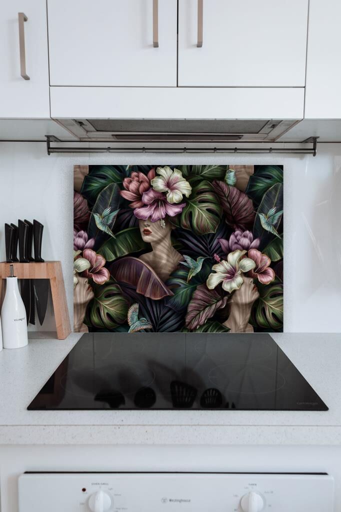 50x60 Cm Çiçek Kadın Desenli Cam Ocak Arkası Koruyucusu