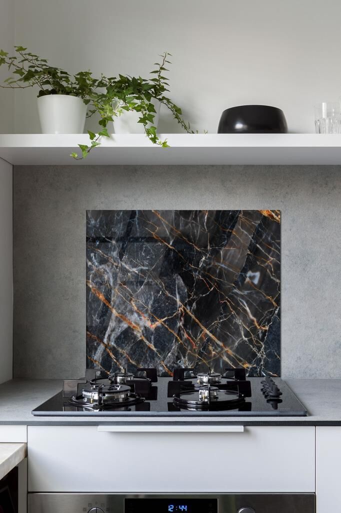 60 x 70 cm Yaldızlı Mermer Desenli Cam Ocak Arkası Koruyucu