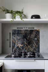 60 x 70 cm Yaldızlı Mermer Desenli Cam Ocak Arkası Koruyucu