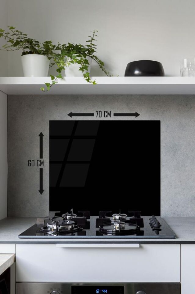 60x70 cm Düz Siyah Desenli Cam Ocak Koruyucu