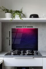 60 x 70 cm Neon Tuğla Desenli Cam Ocak Arkası Koruyucu
