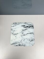 22x22cm - Beyaz Mermer, Cam Kesme Tahtası - Sunumluk