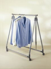 Tekerlekli Kıyafet Askılığı –Katlanabilir, Yüksekliği ayarlanabilir