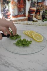 Çap 27 cm Buzlu Cam Kesme Tablası