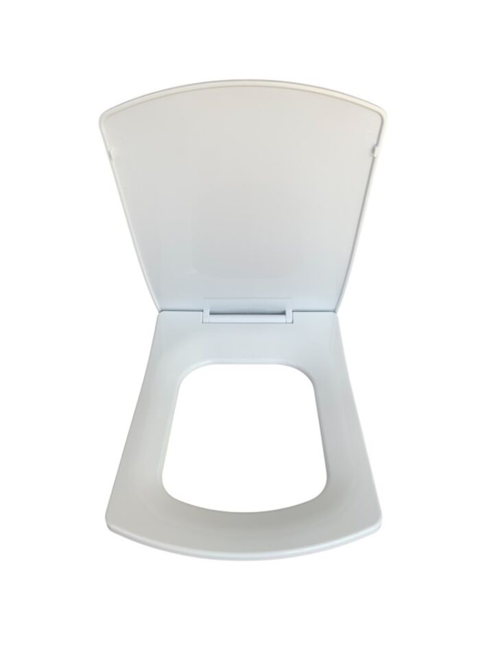 Plastik Oval Soft Klozet Kapağı – Dayanıklı, Hijyenik, Kolay Montajlı, Standart Ölçü (44x35 cm)