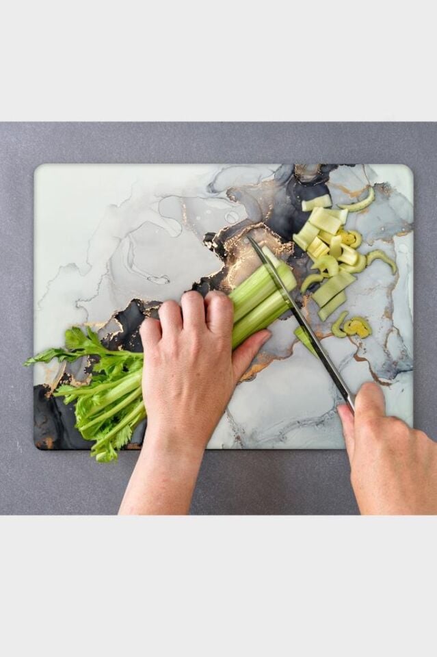 30x40 cm Cam Kesme Tahtası Siyah Yaldızlı Mermer