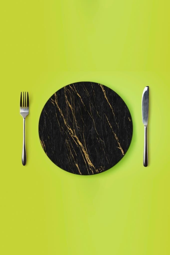 Çap 27 cm Siyah Altın Desenli Cam Sunumluk Amerikan Servis Supla