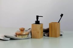 WENKO Padua sabunluk, sürdürülebilir bambudan doldurulabilir pompalı şişe, mutfak ve banyo için yüksek kaliteli pompa, 210 ml'ye kadar sabun kapasiteli, 8 x 18 x 7 cm, doğal/siyah