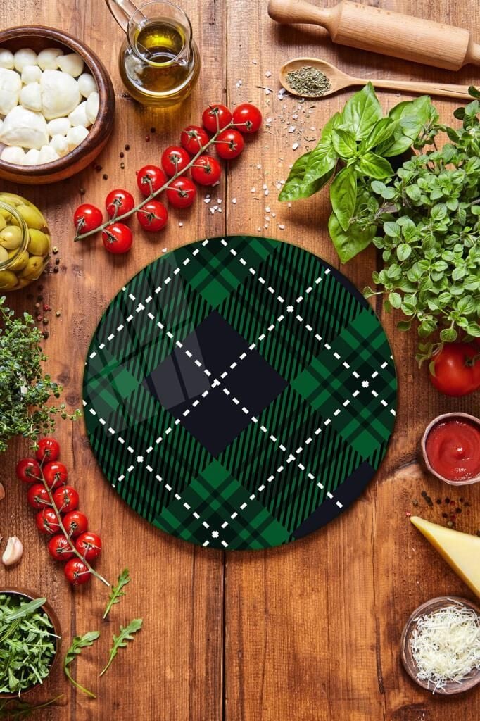 Çap 32 cm Yeşil Ekose Desenli Cam Kesme Tablası