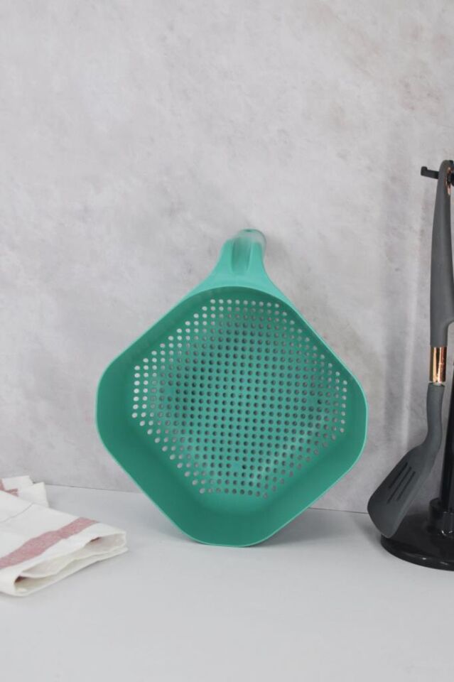 Yeşil, Kare Makarna Süzgeci