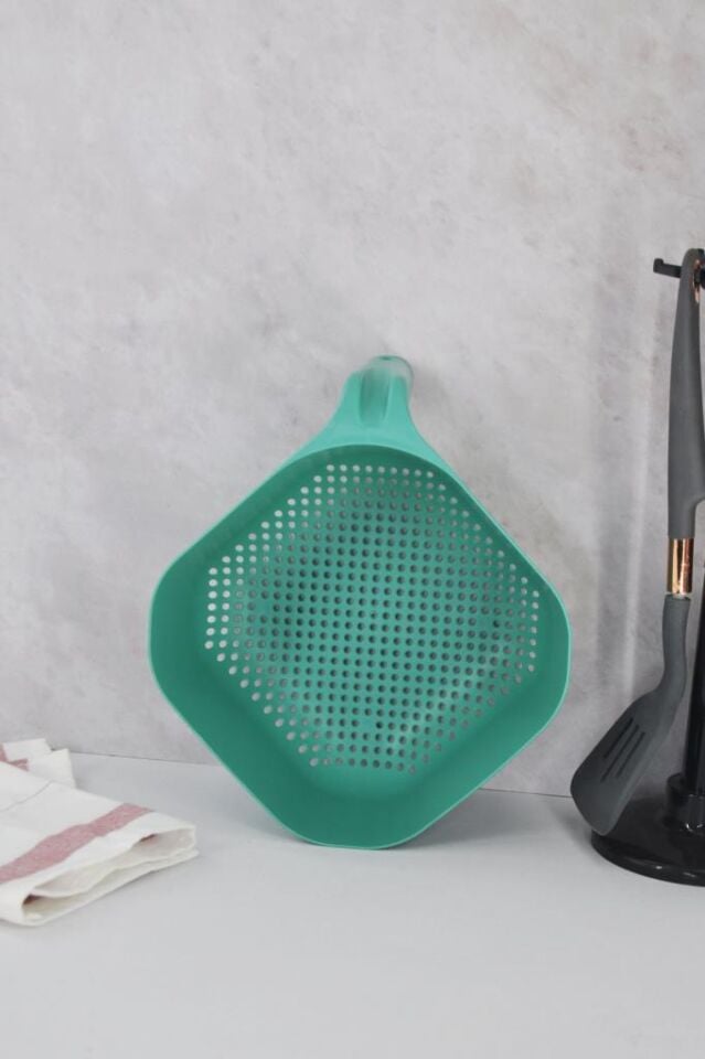 Yeşil, Kare Makarna Süzgeci